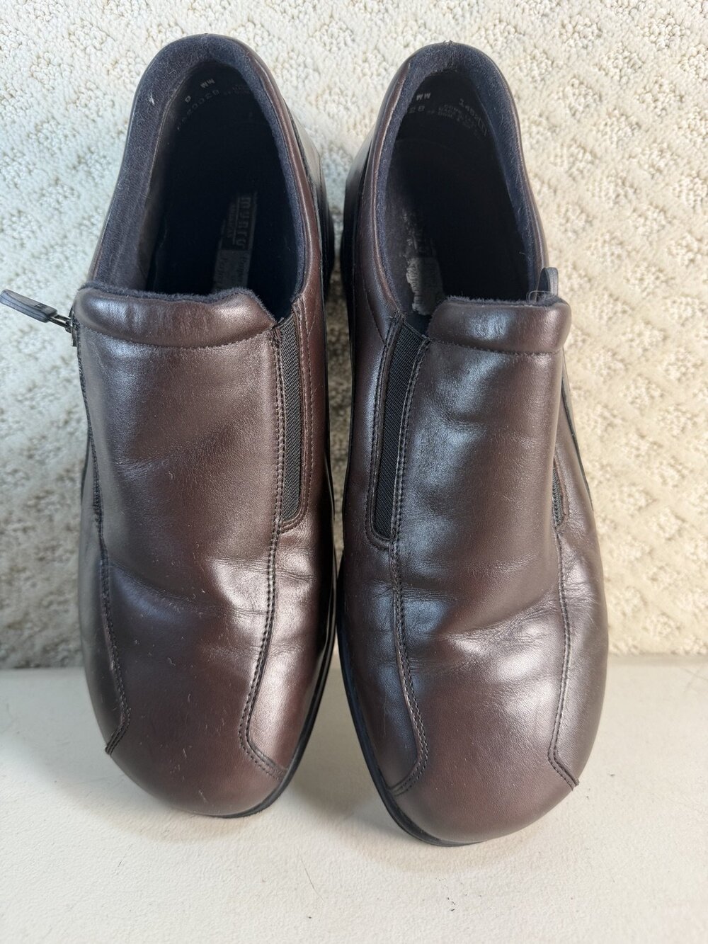Munro American Caprice Womens Comfort Loafers US 9 Brown Leather Flat Size 9